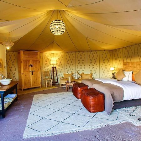 Madu Luxury Desert Camp Merzouga Bagian luar foto