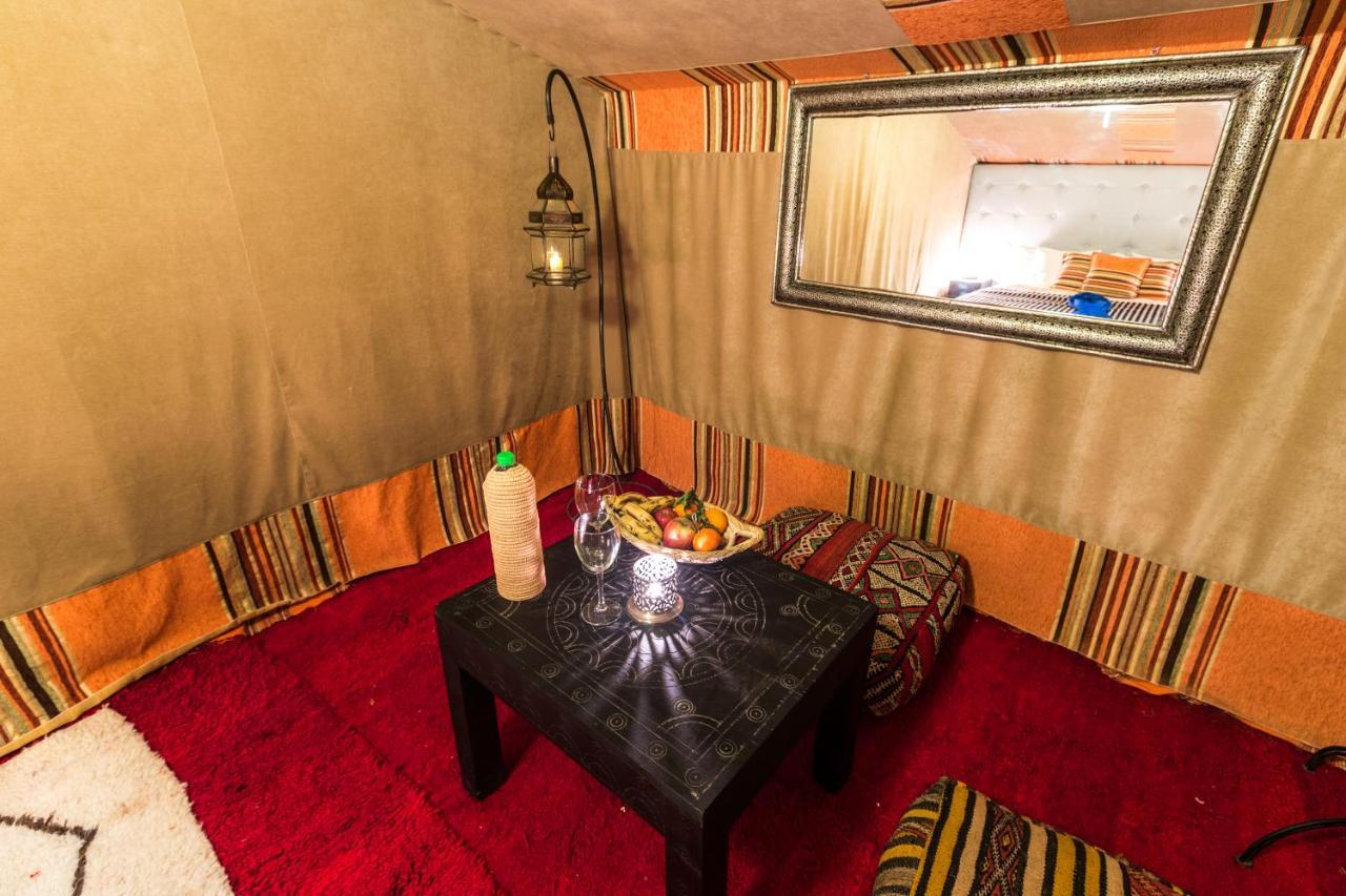 Madu Luxury Desert Camp Merzouga Bagian luar foto