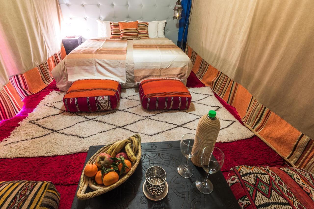 Madu Luxury Desert Camp Merzouga Bagian luar foto