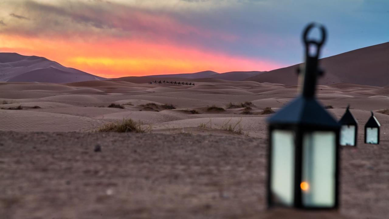 Madu Luxury Desert Camp Merzouga Bagian luar foto