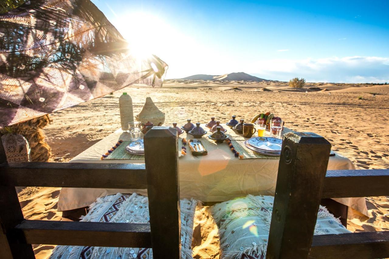 Madu Luxury Desert Camp Merzouga Bagian luar foto